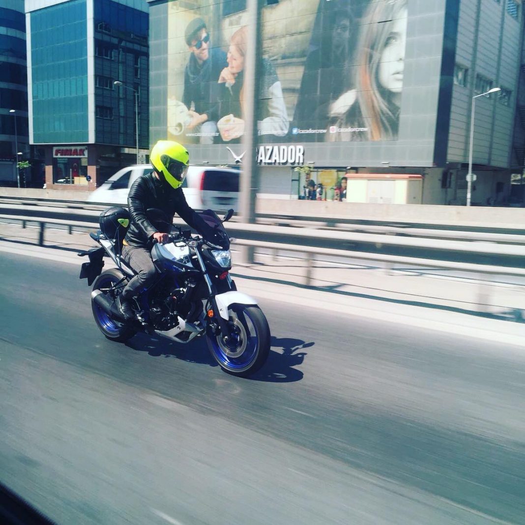 Acil kurye hizmeti Acil kurye hizmeti